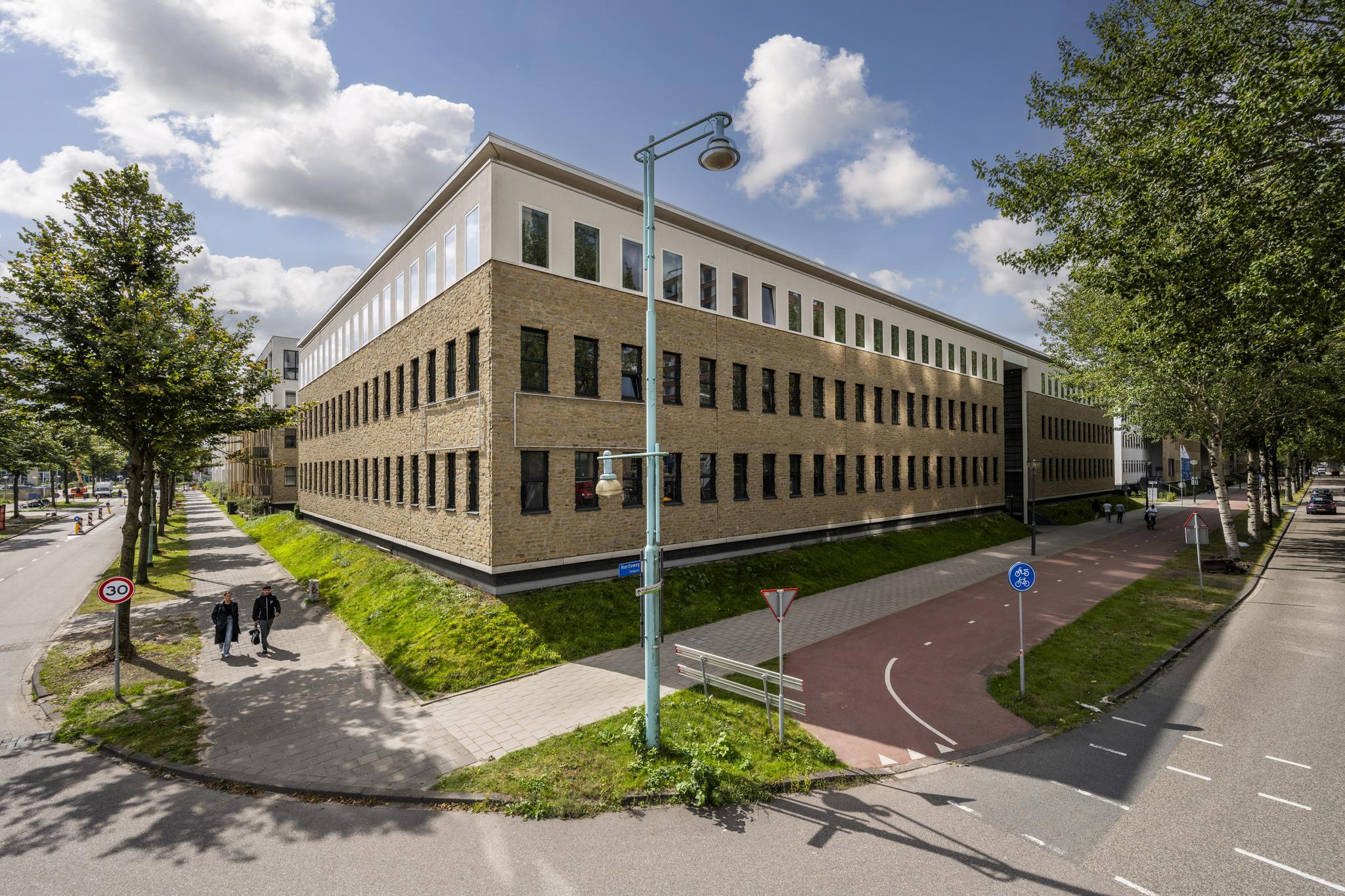 Naritaweg 127 Amsterdam