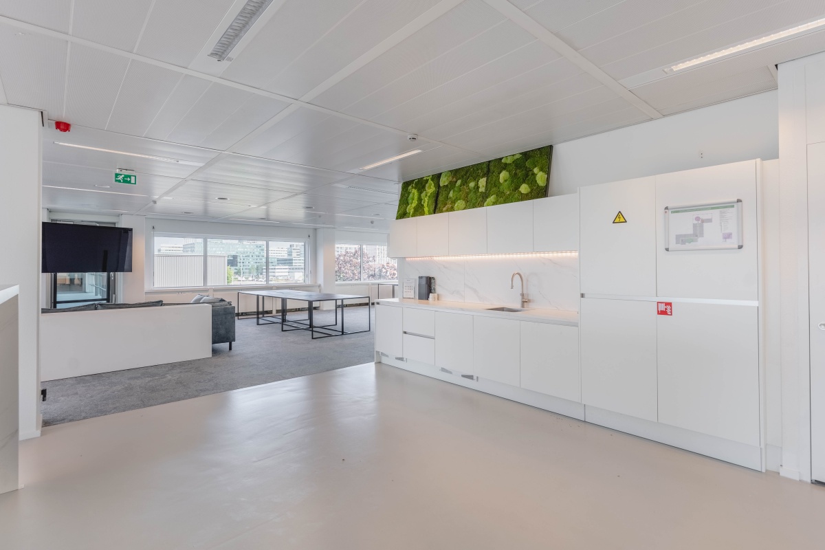 Laarderhoogtweg 18 Amsterdam