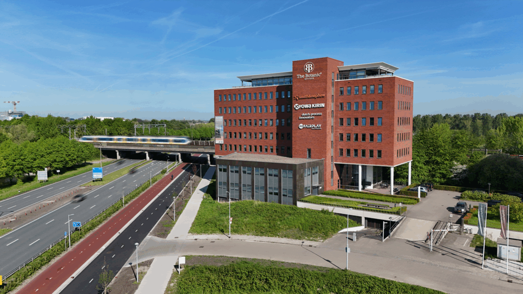 Bloemlaan 2 Hoofddorp 298 m²