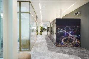 Basisweg 10 Amsterdam